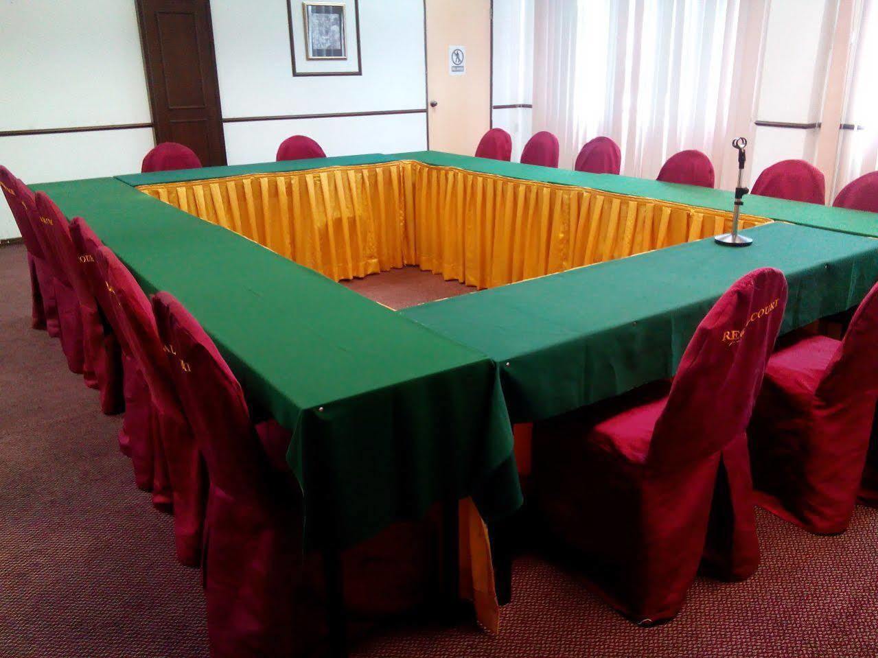 Regal Court Hotel Kuching Eksteriør billede