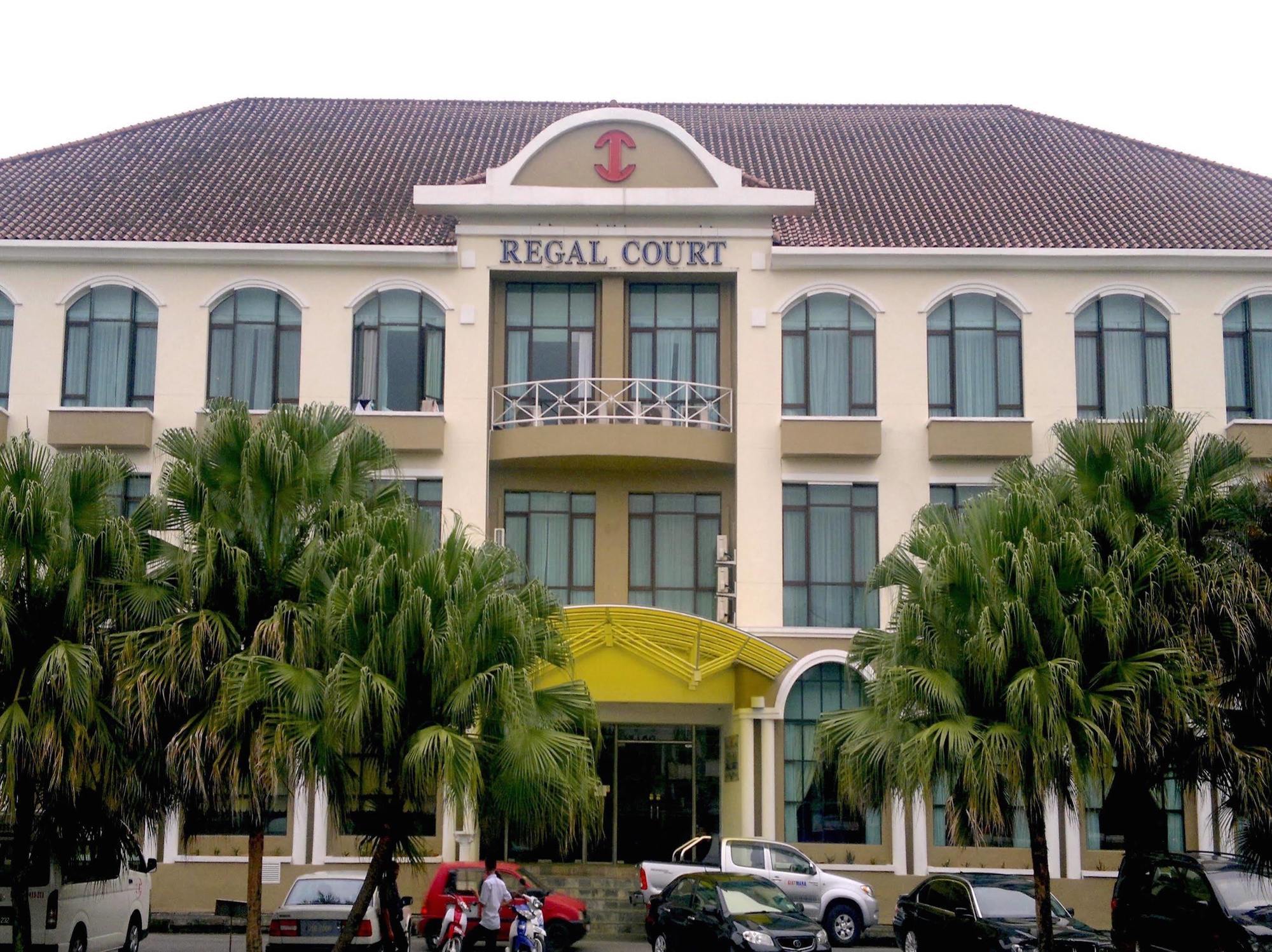 Regal Court Hotel Kuching Eksteriør billede